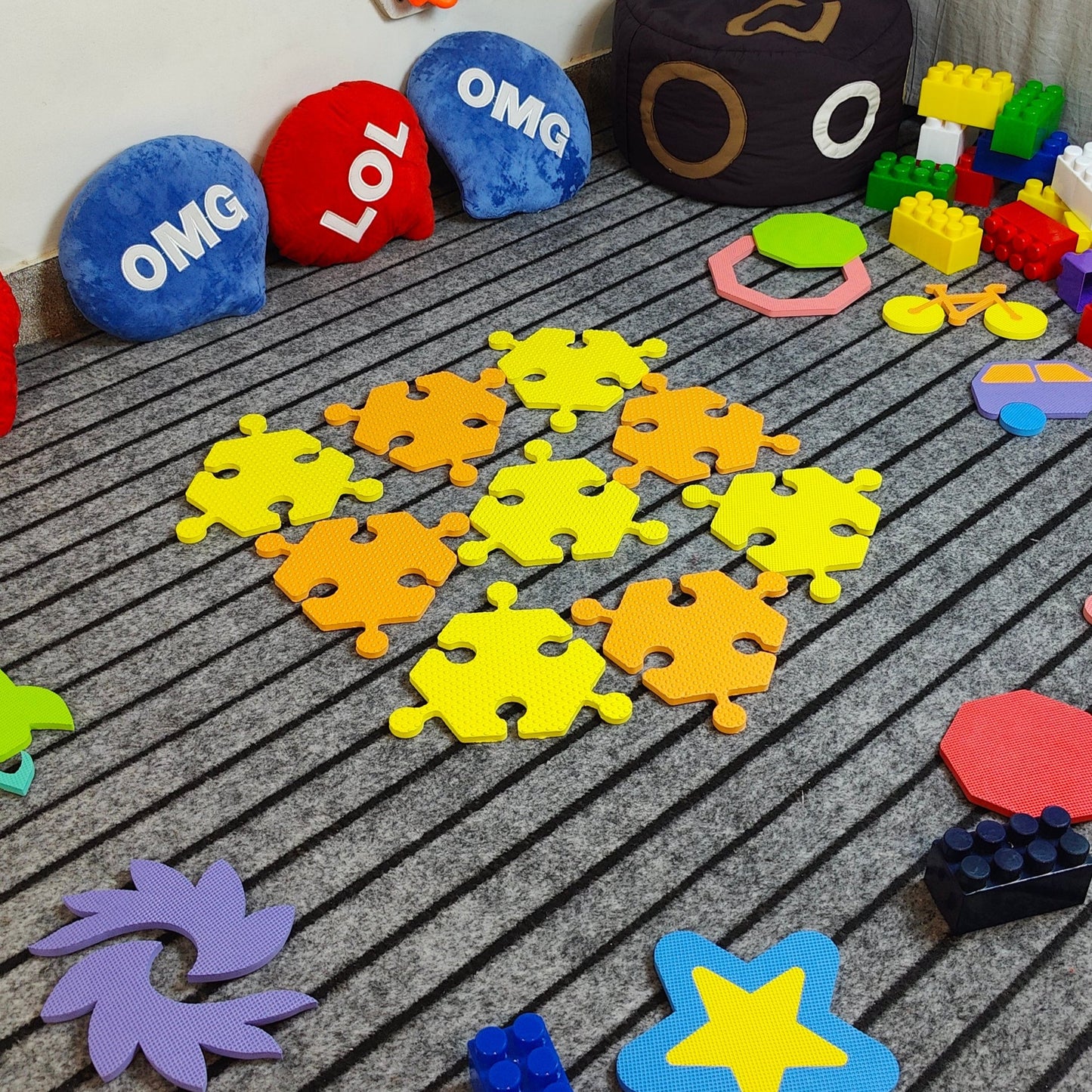 Puzzle Mat Geometric Interlocking  9 PCS